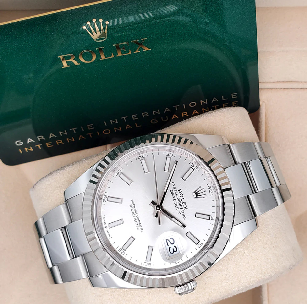ROLEX DATEJUST SILVER WHITE GOLD FLUTED BEZEL 2023