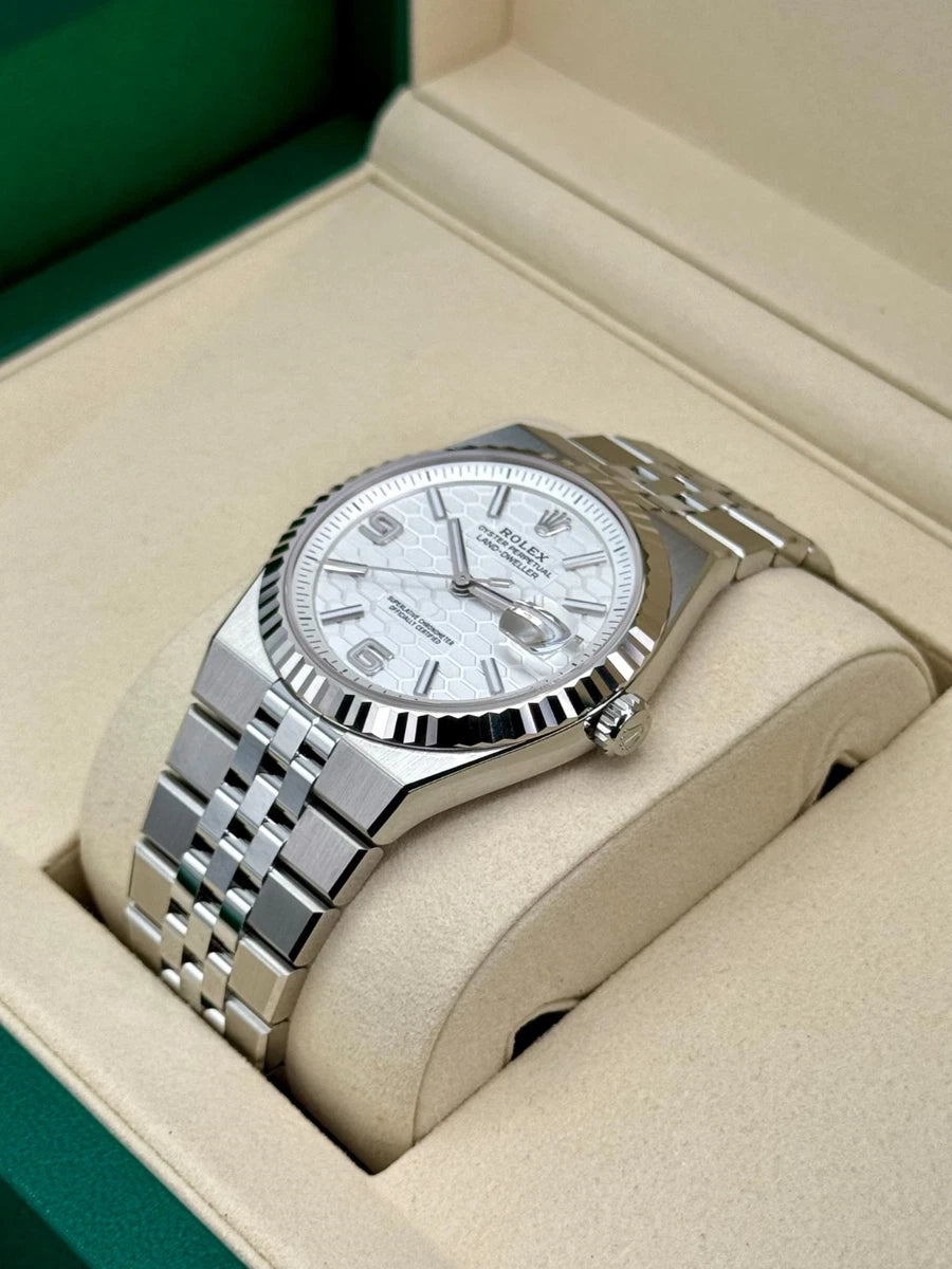 ROLEX LAND-DWELLER SILVER DIAL '25