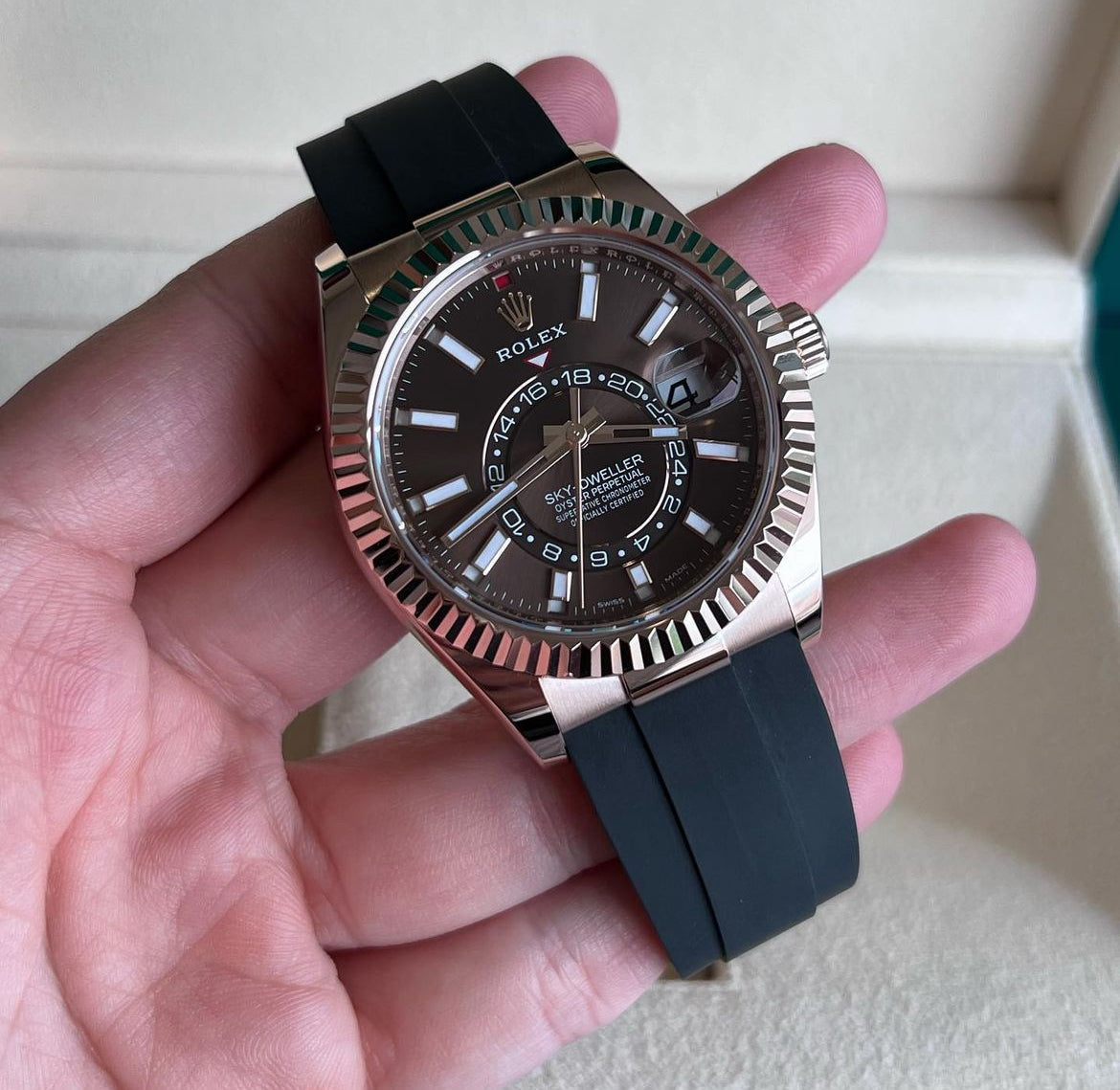 ROLEX SKY-DWELLER OYSTERFLEX CHOCOLATE