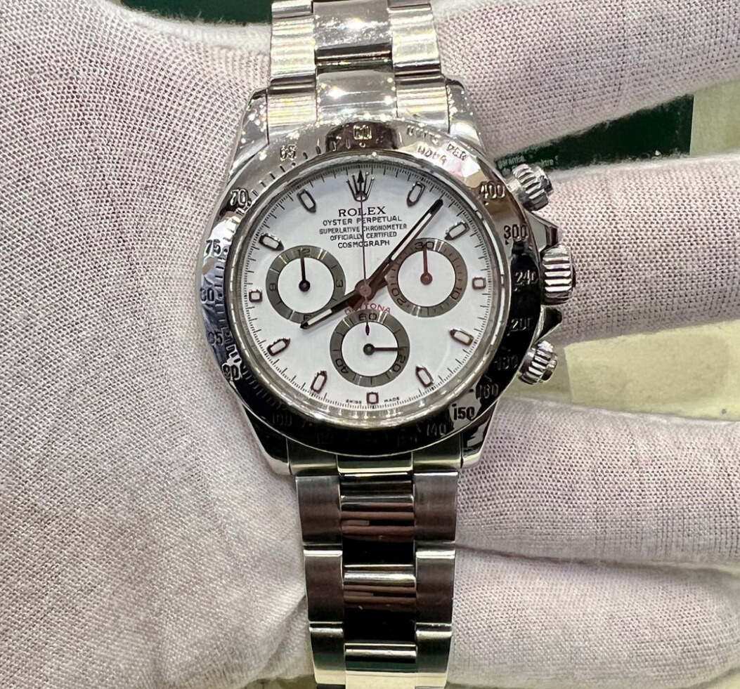 ROLEX DAYTONA WHITE DIAL