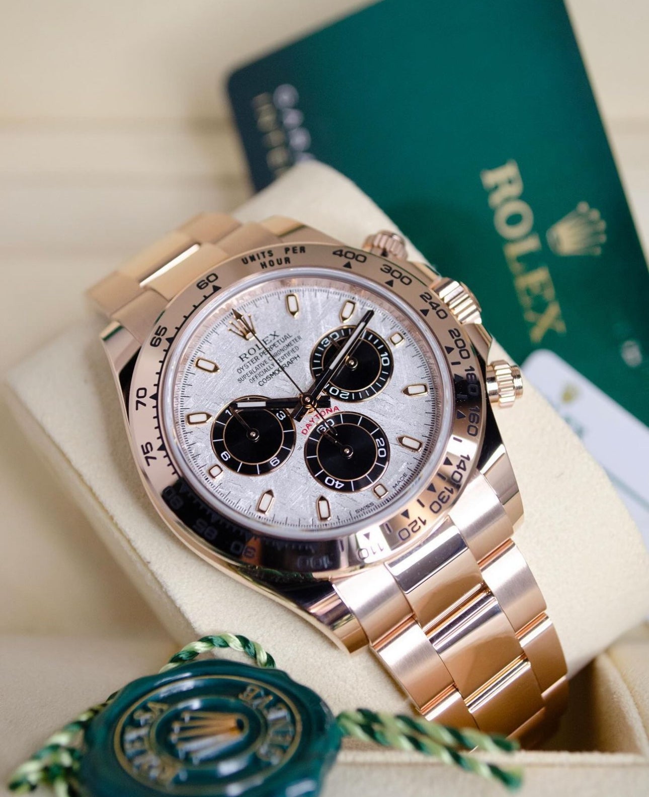 ROLEX DAYTONA OYSTER "GOLDEN HOUR"