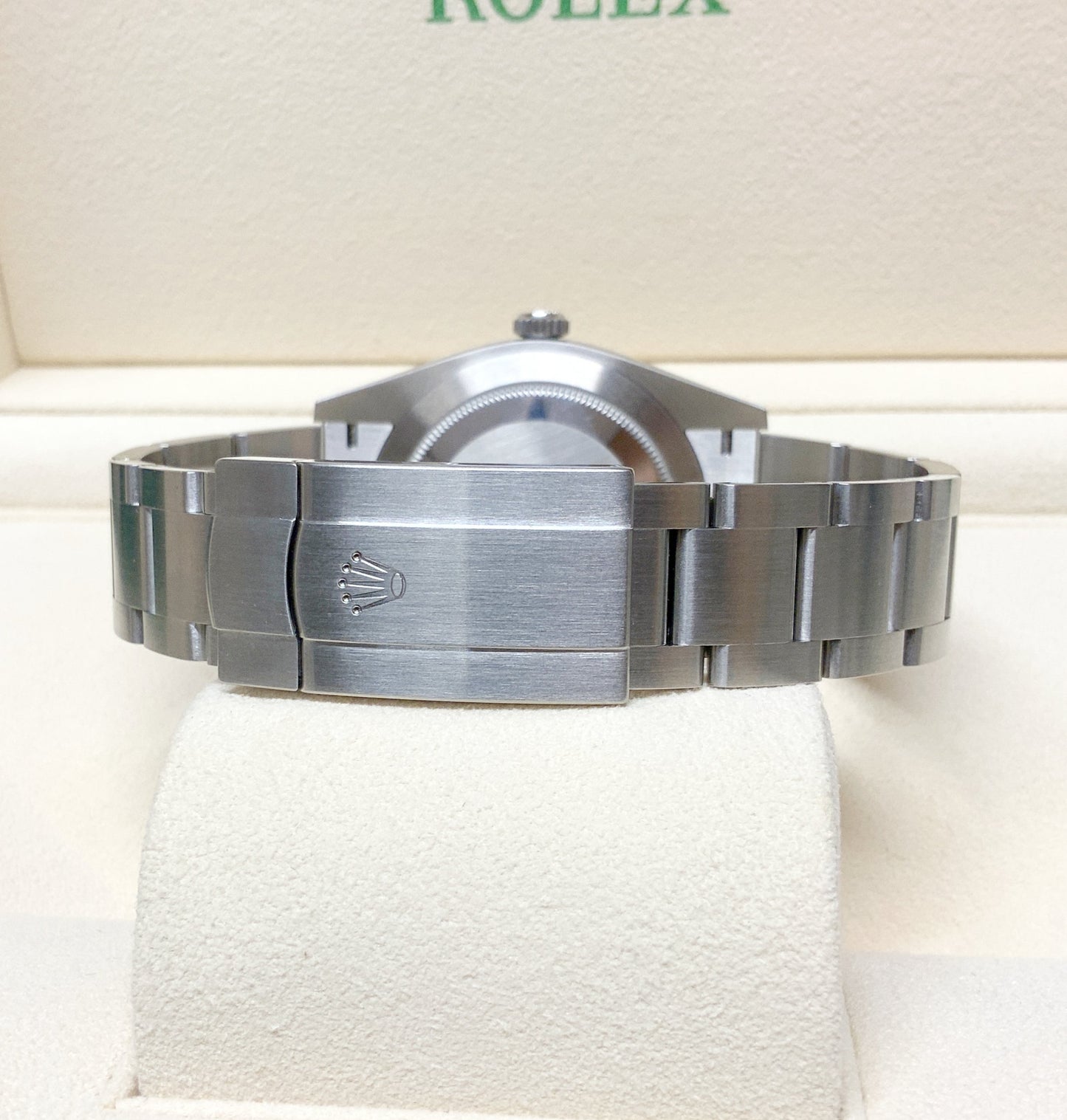 ROLEX OYSTER PERPETUAL SILVER DIAL